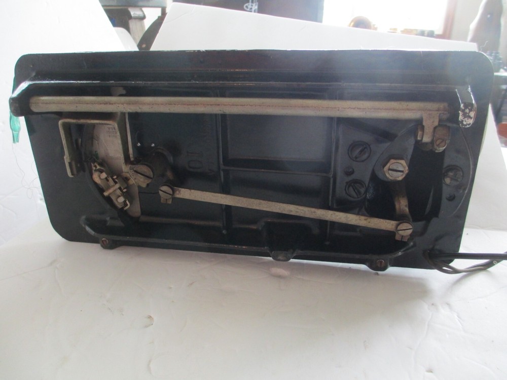 Smooth Working 1930 Singer Sphinx Sewing Machine Ser# AD038464