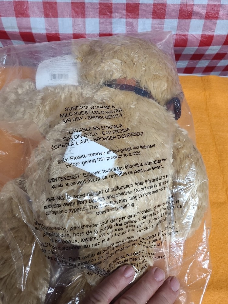 Gun Bear Plaid Number 44220 Sealed