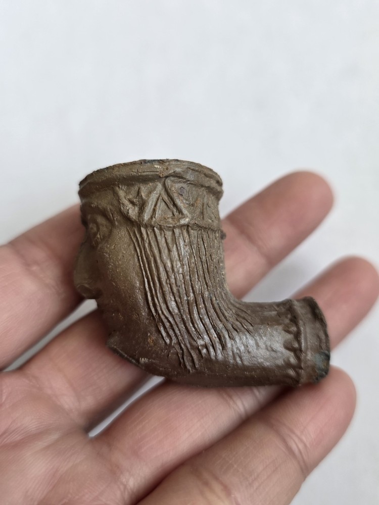 Mid 1800s Face Pipe