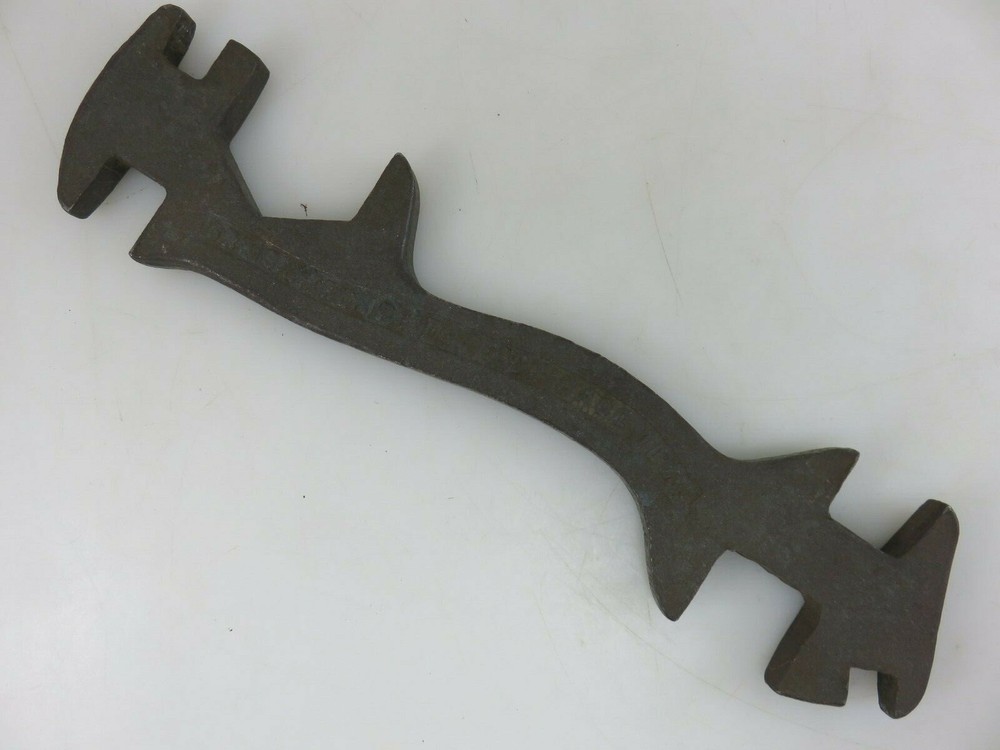 Dreis & Krump Pipe Fitter's Wrench