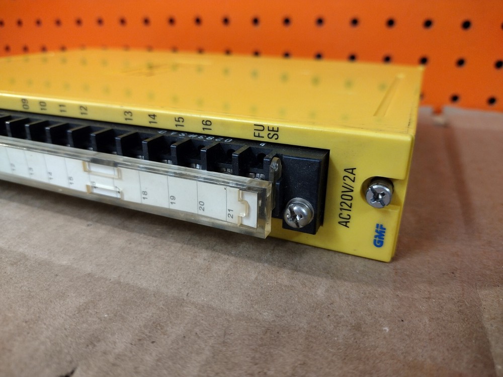 GMF Robotics OA16D OUTPUT MODULE A03B-0801-C445 Fast Shipping