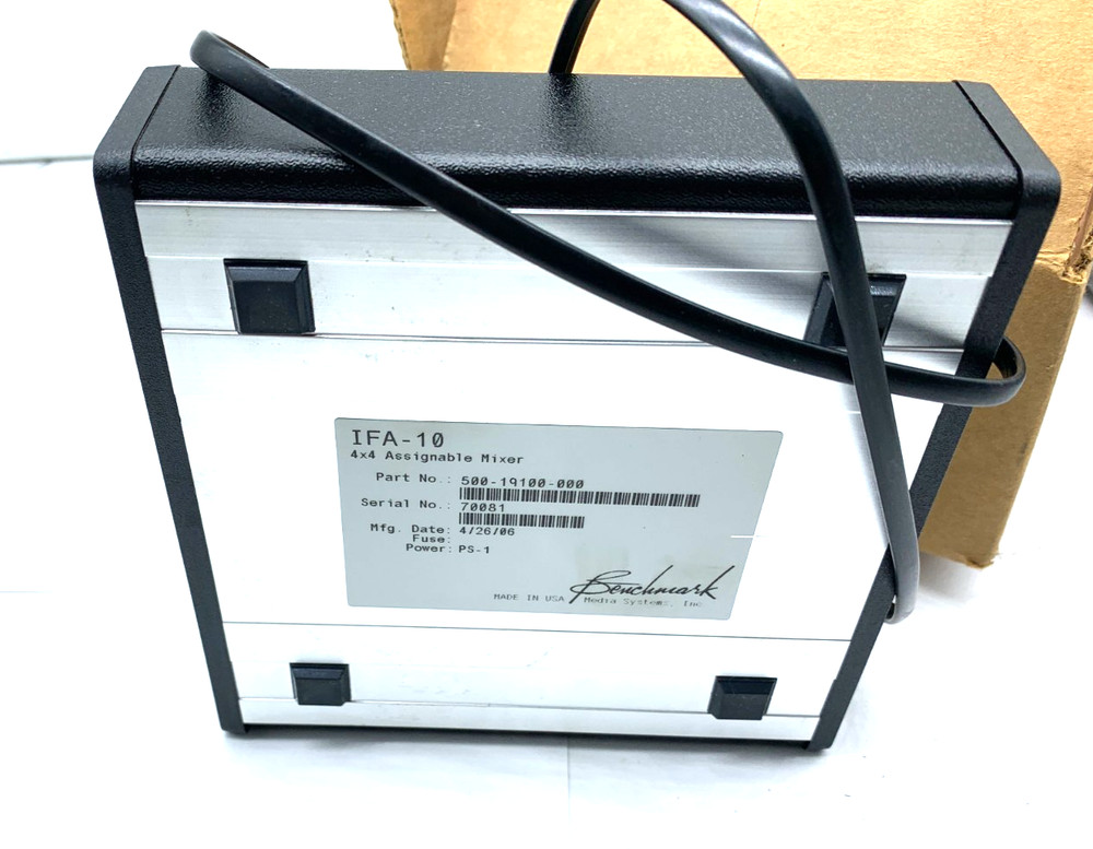 Benchmark Media IFA-10 ASSIGNABLE MIXER