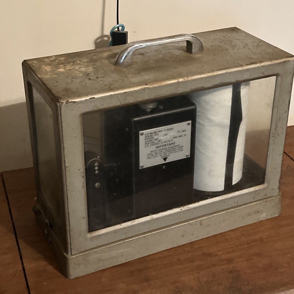 Belfort 5-800A Microbarograph US Military