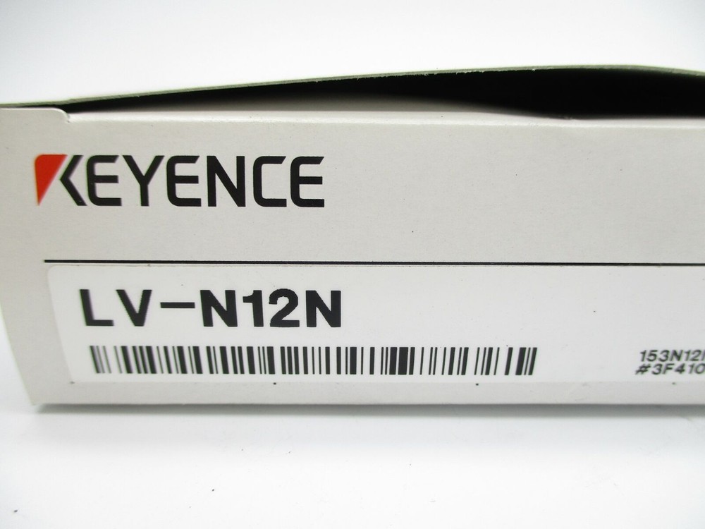 KEYENCE LV-N12N Laser Sensor New