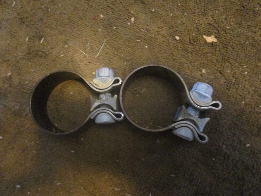 2000-17 ? Harley Davidson FLSTF Exhaust muffler support clamp pair
