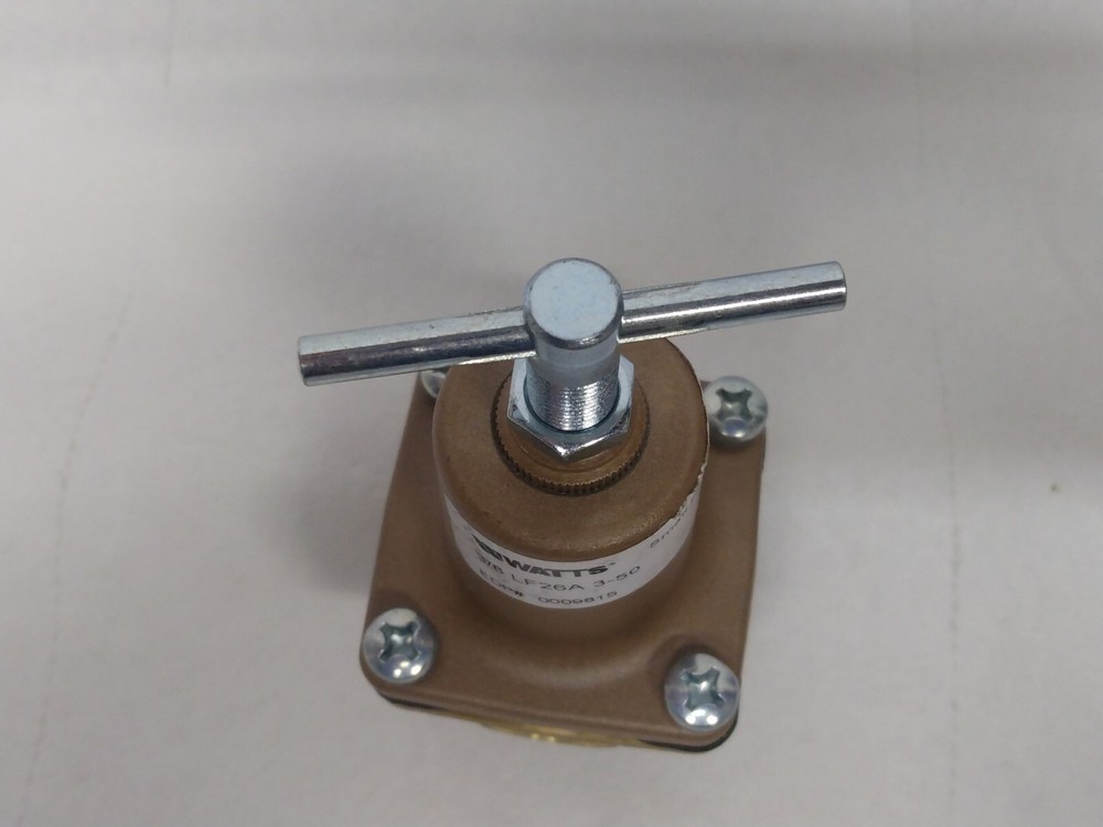 Watts LEAD FREE 3/8 LF26A 3-50 Small Pressure Regulator