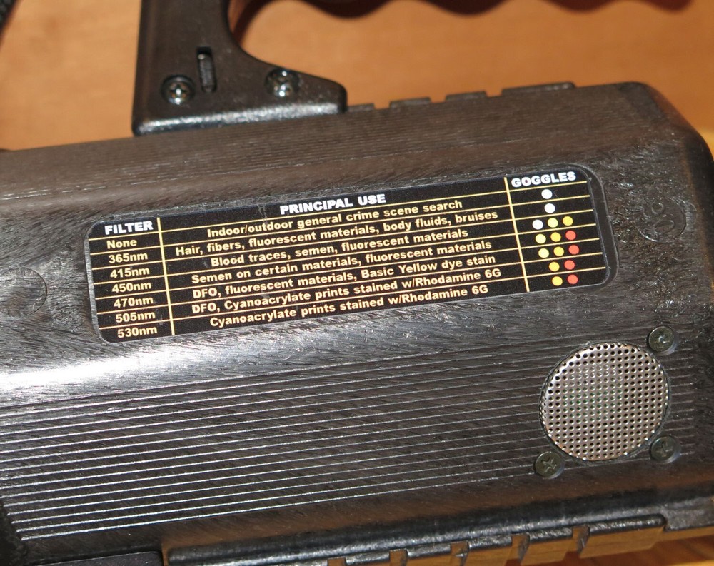 Sirchie GoldPanther FAL200 Forensic Light Source - Portable CSI Light w/Filters