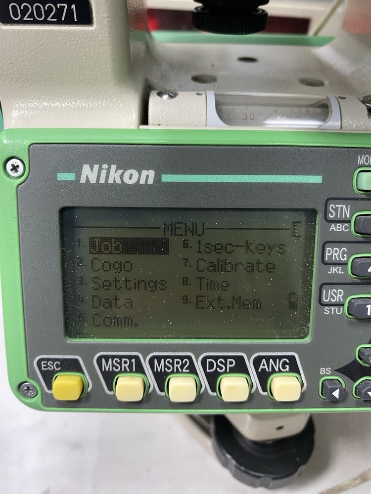NIKON NPL-632 TOTAL STATION