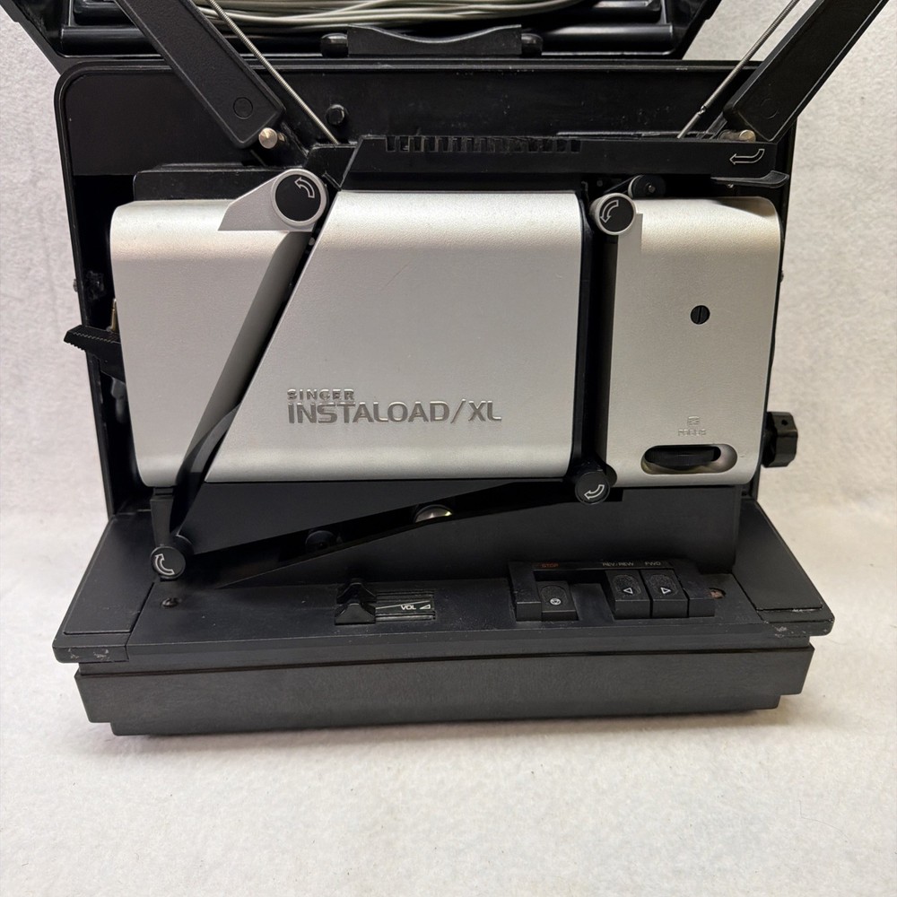 Vtg Singer Instaload/XL16MM Projector #2210-Working