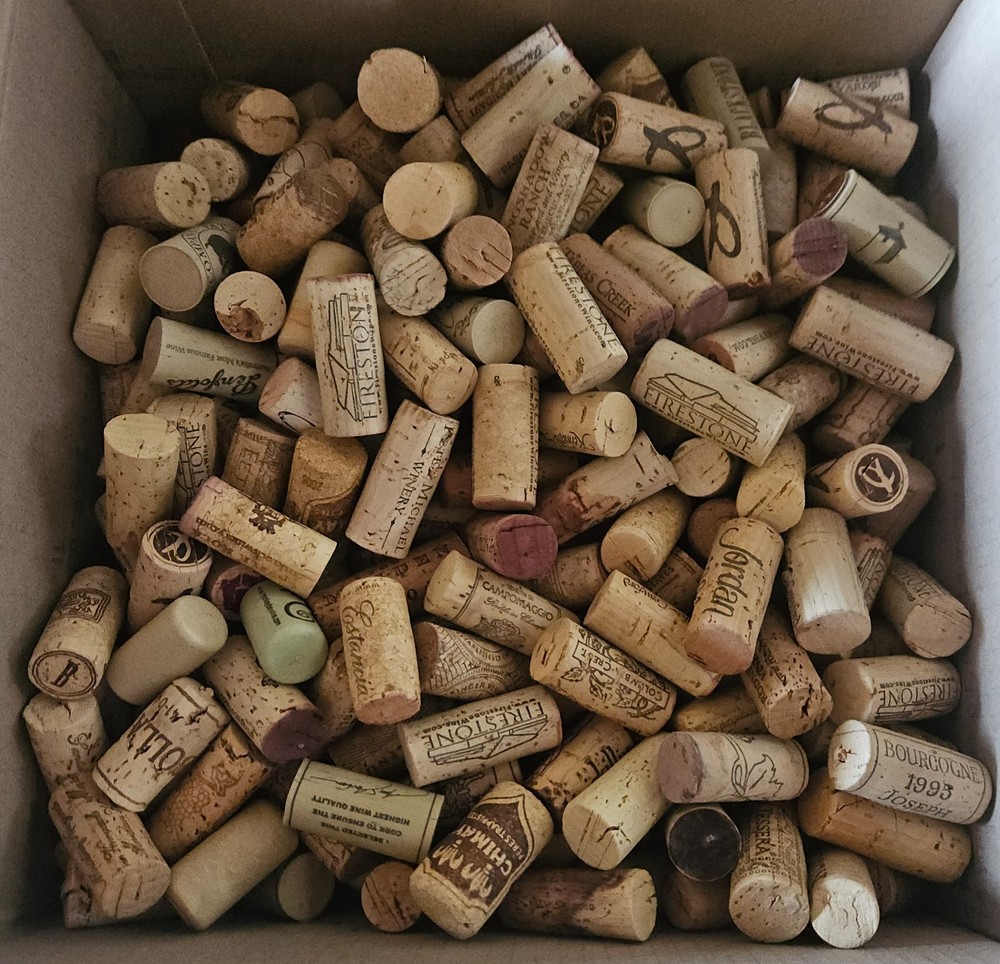 300+ Wine Corks