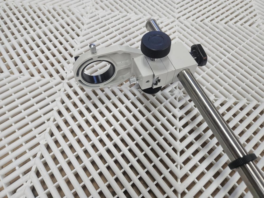 Keyence VH Microscope Stand with X-Y Table