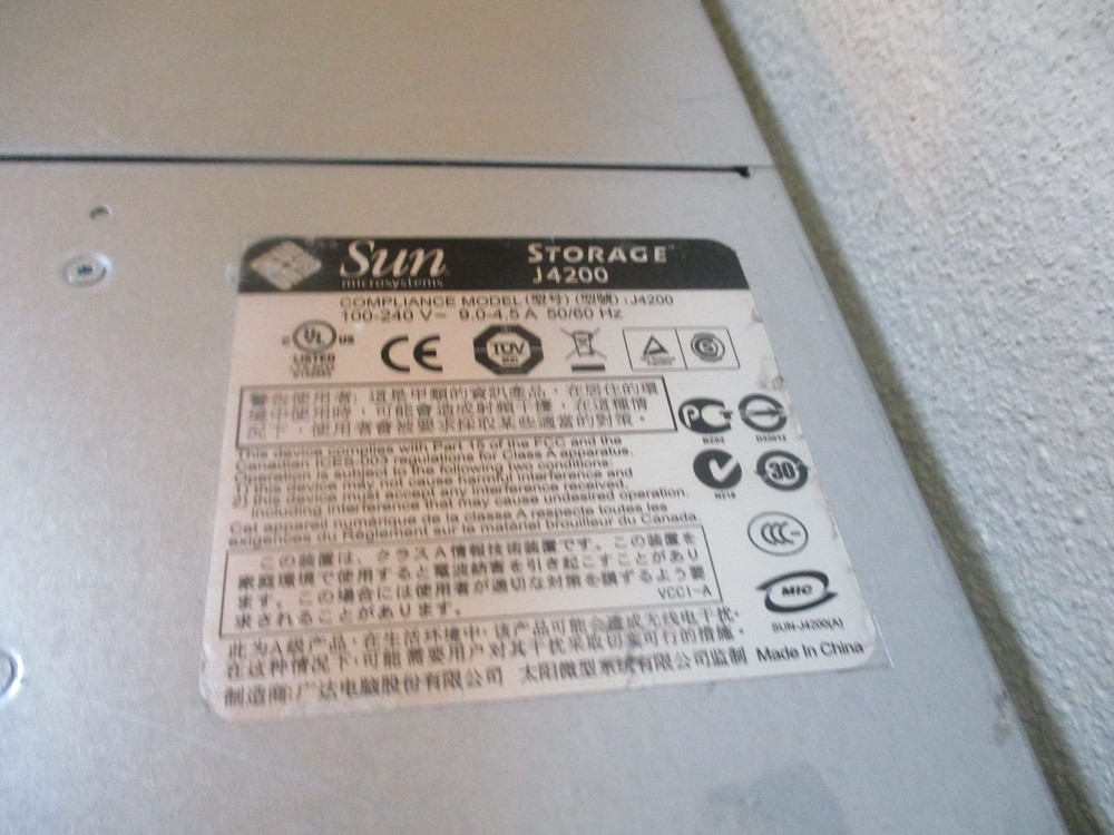 Sun/Oracle J4200 2U 12x 3.5″ 2 X SAS RAID Module – Storage Array