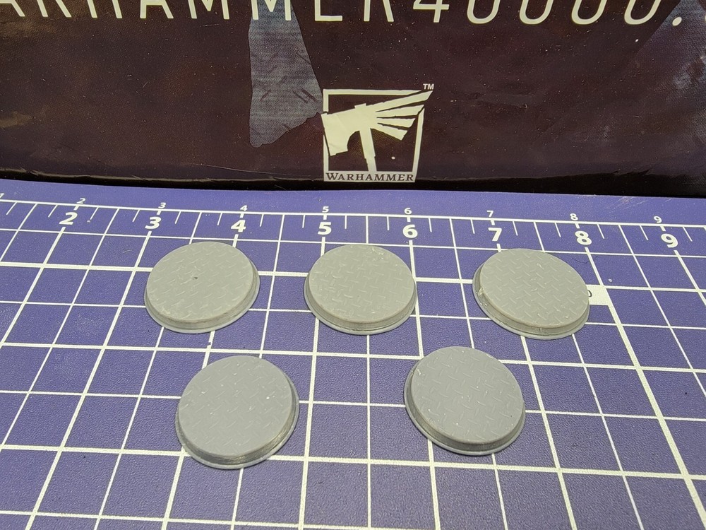Sci-Fi Bases x5 25mm / 32mm Ready To Paint 40k Necromunda Made to Oder