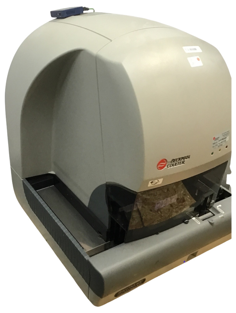 BECKMAN COULTER DXH 600 UNICEL ANALYZER