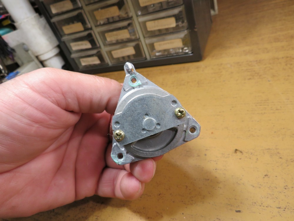 Technics Turntable SL-1200MK Spindle