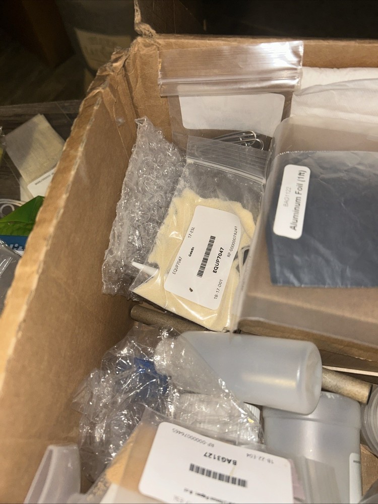 science Interactive Biology Kit1171 . New Unused !!!