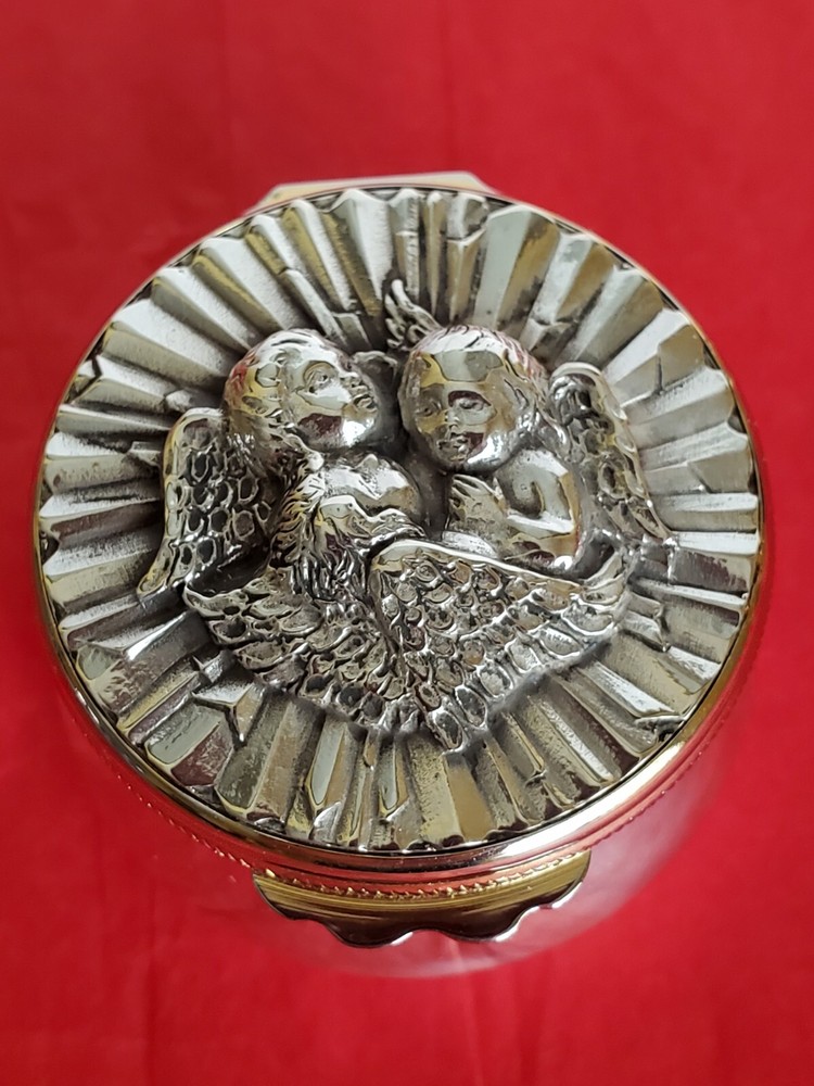 BUCCELLATI STERLING SILVER CHERUBS VINTAGE TRINKET/PILL BOX