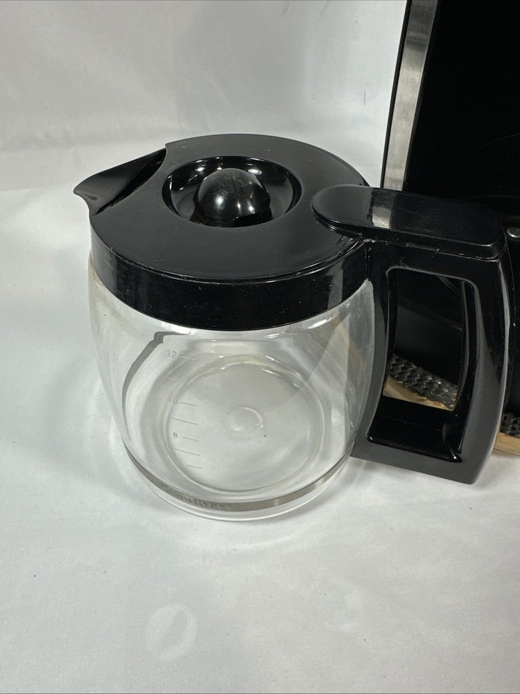 Cuisinart DCC-2650 Extreme Brew 12-Cup Programmable Coffee Maker Silver & Black