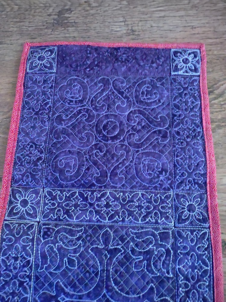 Handmade Machine Quilted Table Runner Reversible Celtic Cross Purples 12x32"