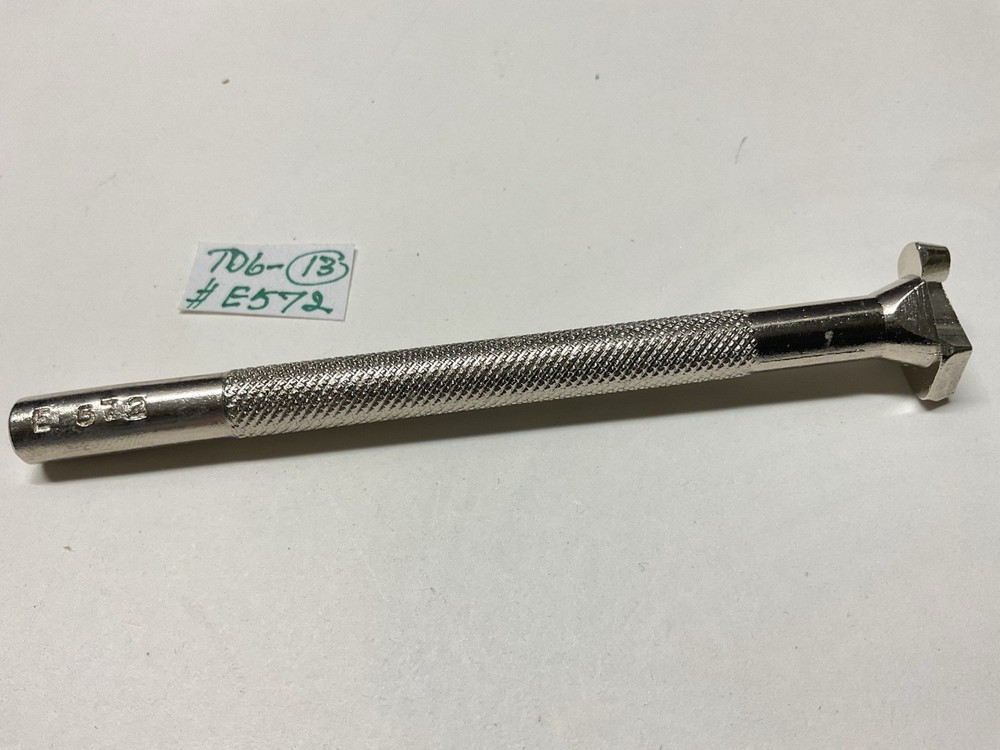 CRAFTOOL #E572 Special, Leather Stamping Tool (TD6-13)