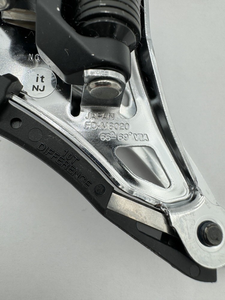 Shimano XT FD-M8020 2x11 Direct-Mount Side-Swing Front-Pull Front Derailleur