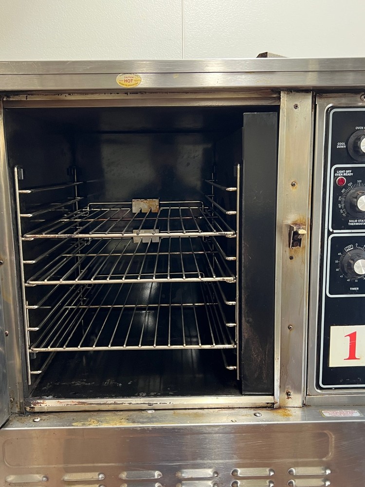 Blodgett DFG-50 Double Half Size Convection Oven