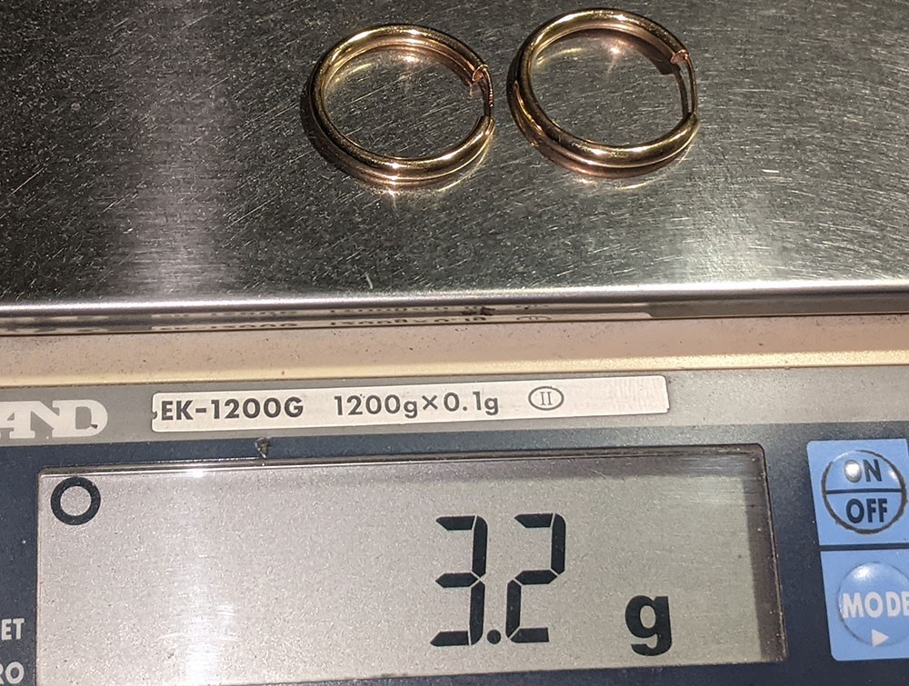 3.2 Grams 14K Solid Yellow Gold Hoop Earrings