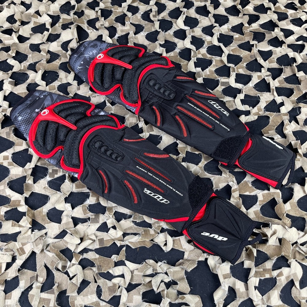NEW Dye Performance Elbow Pads - Red DyeCam - Small