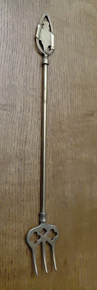 Vintage Scottish Thistle Solid Brass Toasting Fork 17 Inches