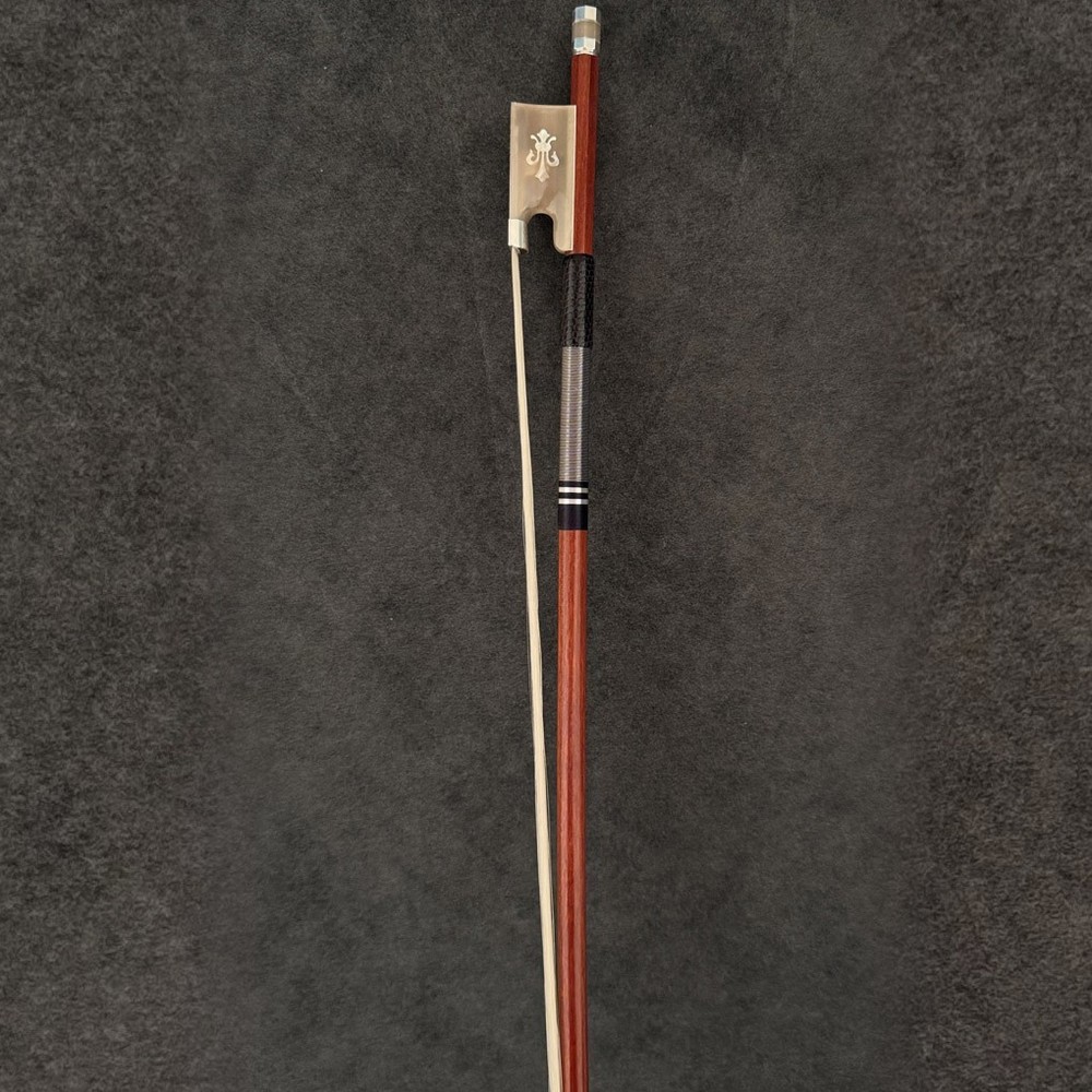 Master Antique Pernambuco Violin Bow 4/4 White OX Fleur-De-Lys Frog Silver Pro