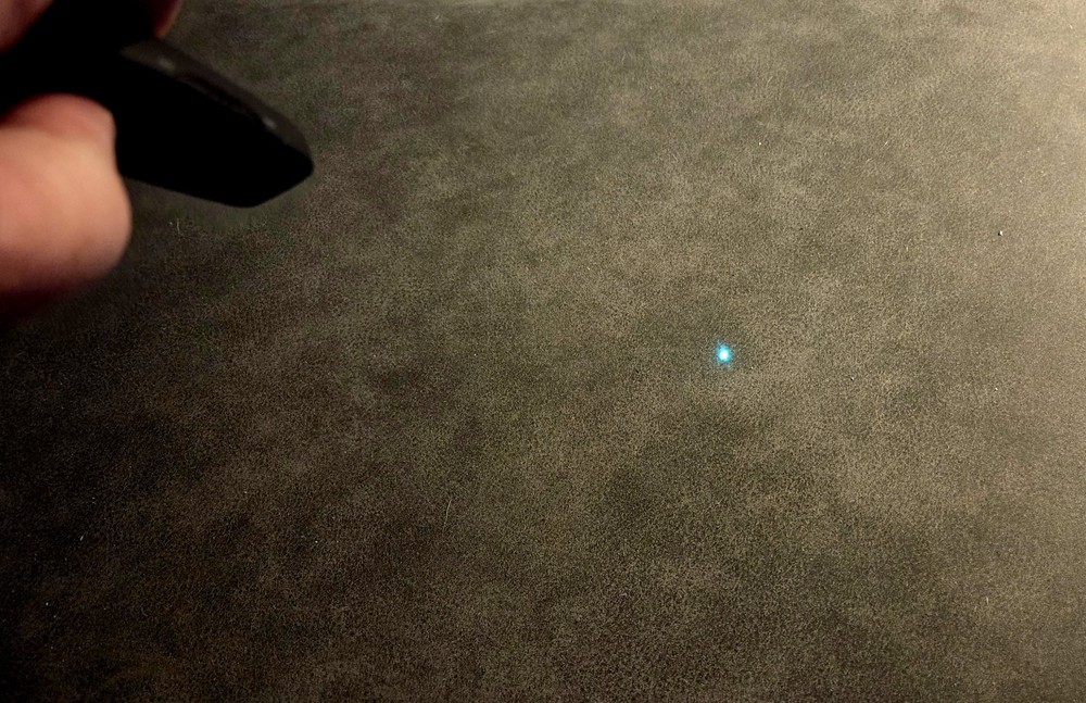 Logitech R800 Professional Presenter - Green Laser Pointer w/ USB Receiver NICE