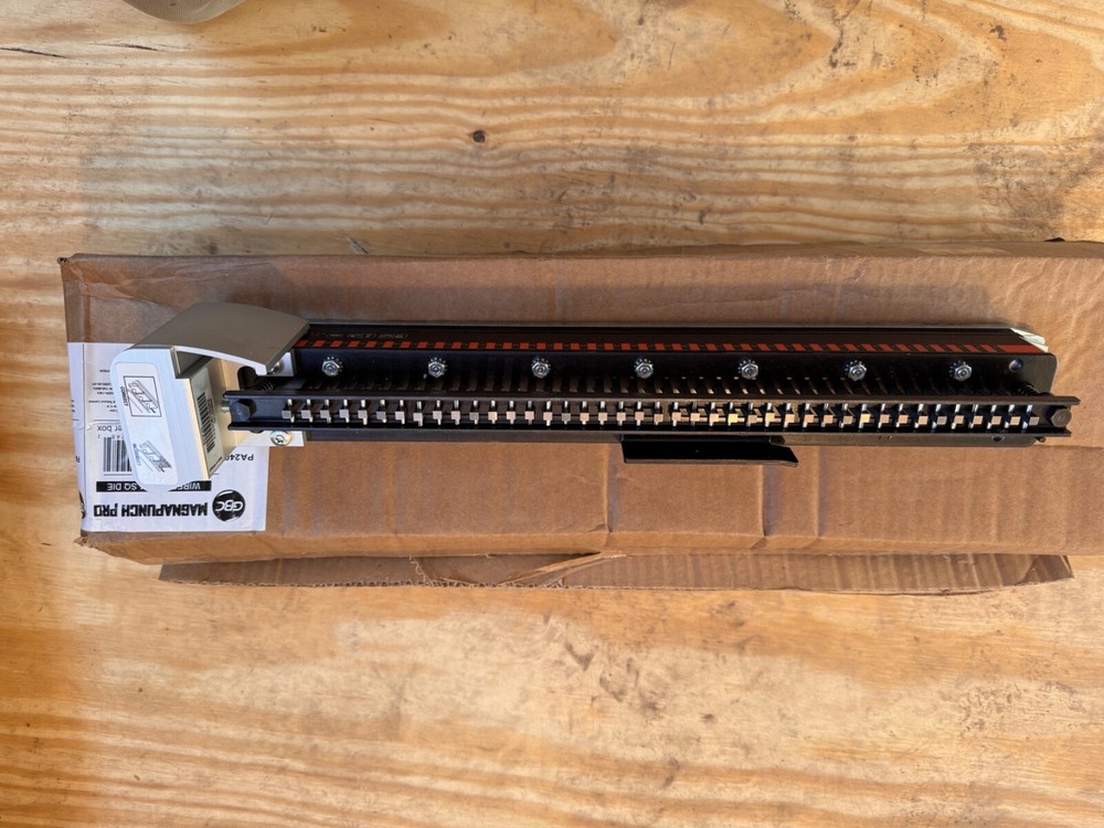 GBC Magnapunch Pro 3:1 Square Die