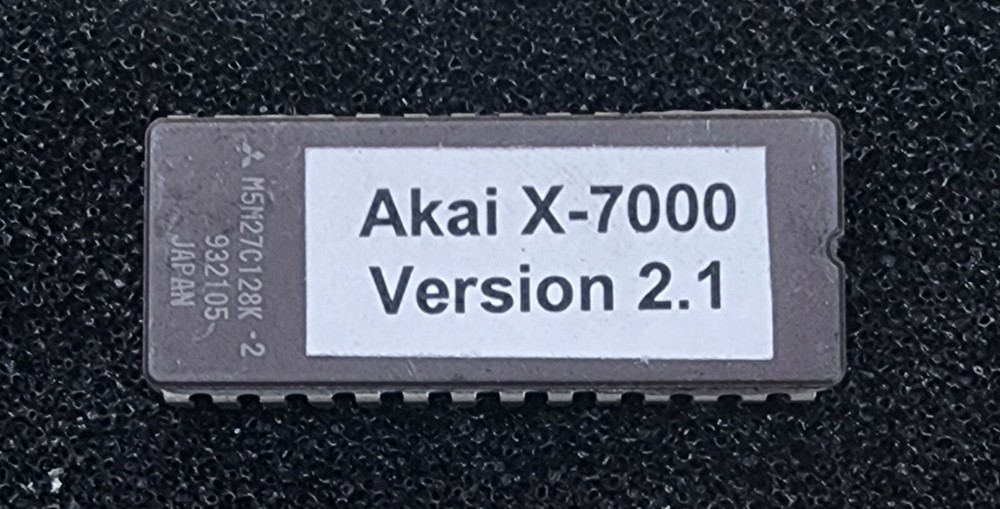 Akai X7000  Keyboard synthesizer - Version 2.1 Operating System Software EP-ROM