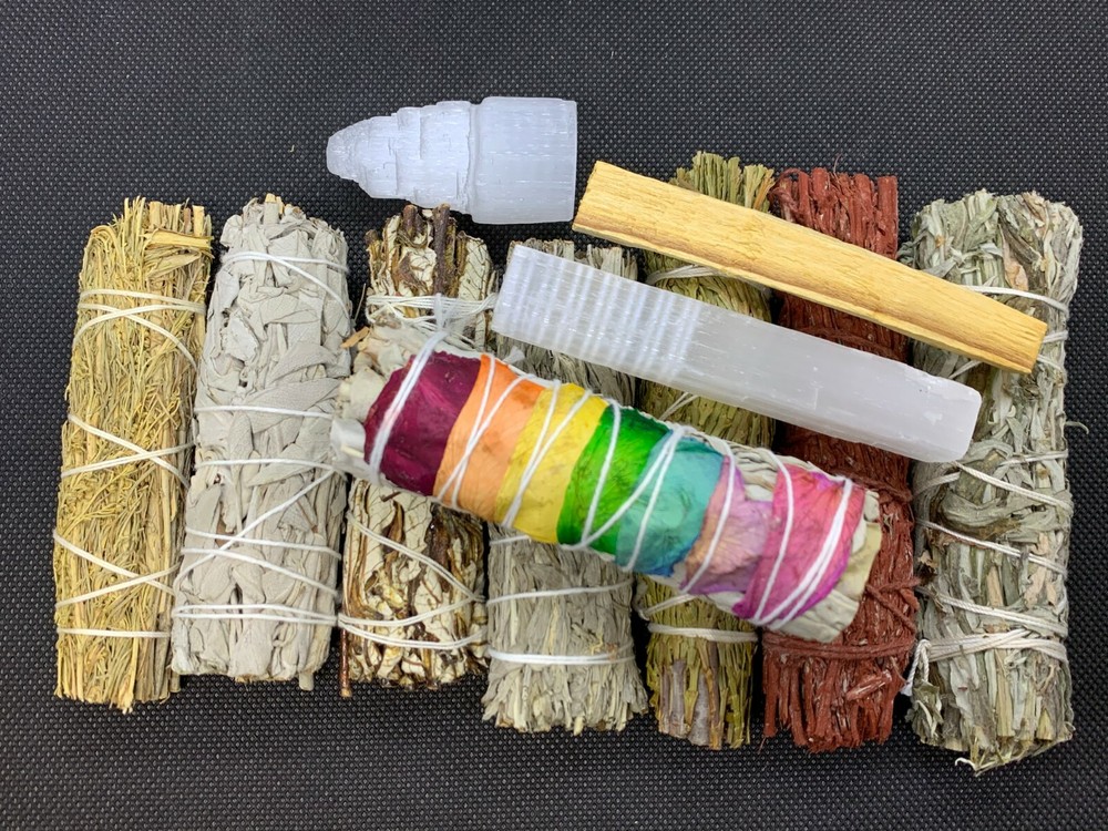 SAGE GIFT SET | 11 pcs Smudging Kit Sampler| 9 Bundles Smudge + 2 Selenite Kit