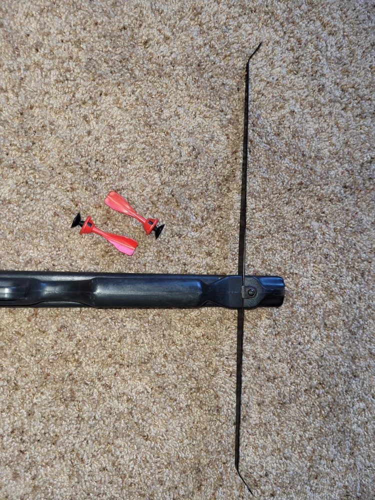 BARNETT BANDIT, CROSSBOW W/ 2 DARTS, USED, NO STRING