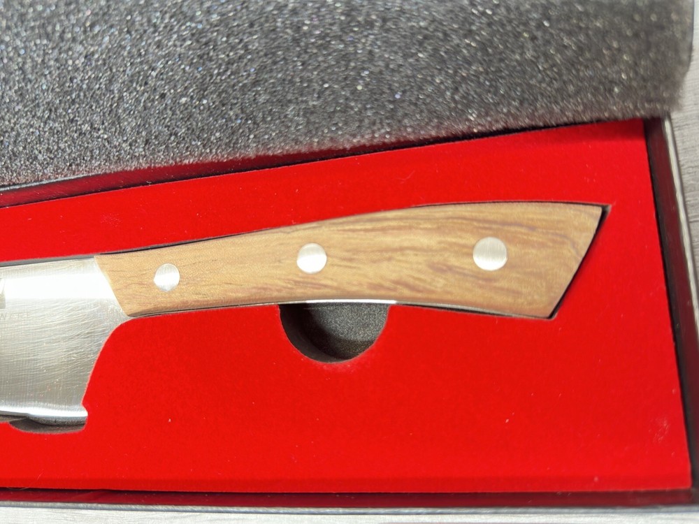 Vestaware Professional Chef Knife