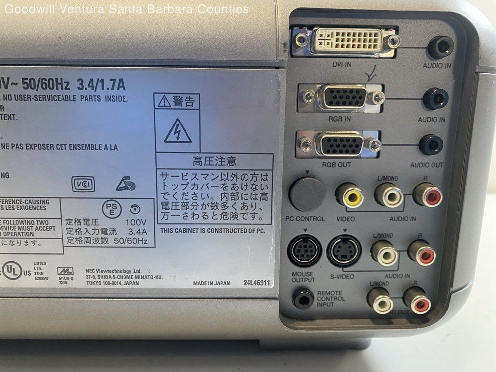 Nec GT950 LCD Projector - Read