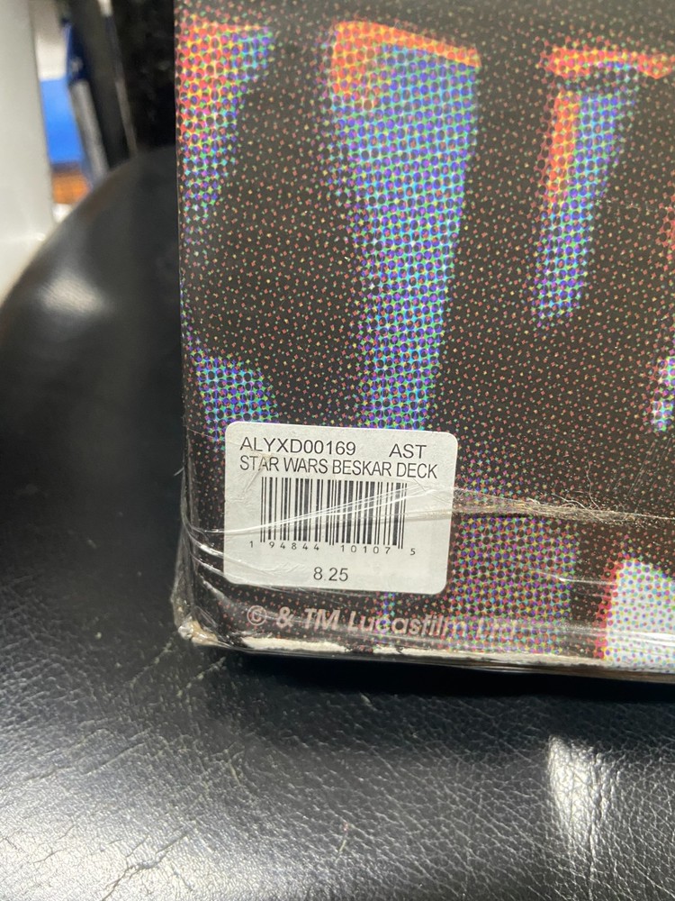 Star Wars The Mandalorian Skateboard Deck Element OPEN PKG!!