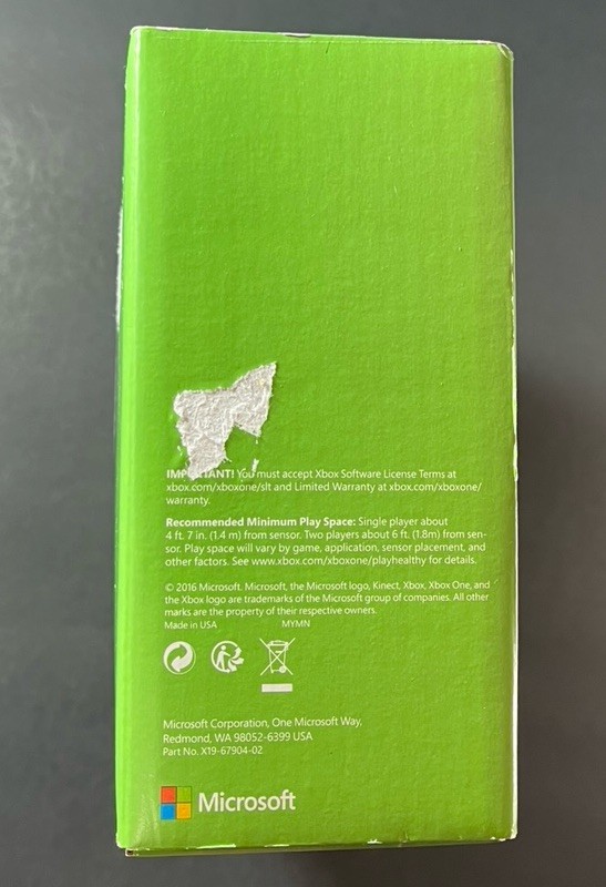 Official Microsoft Kinect Sensor for XBOX ONE OPEN BOX Display Model