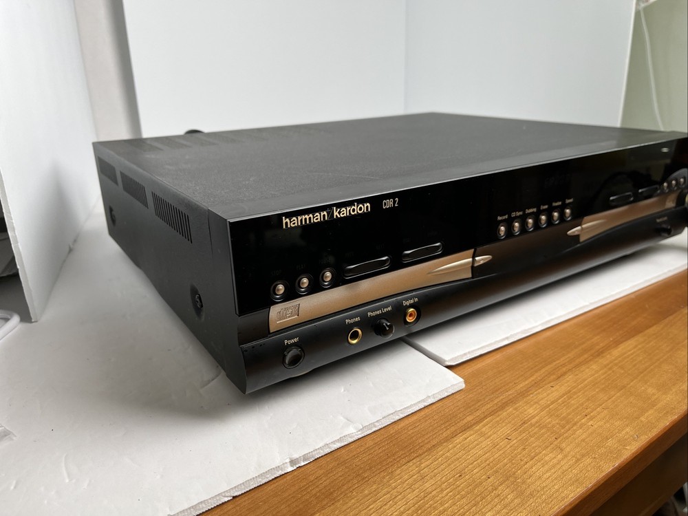 HARMON KARDON CDR 2 Dual CD Player Disc Error. Powers On, Disc tray Doesnt Open