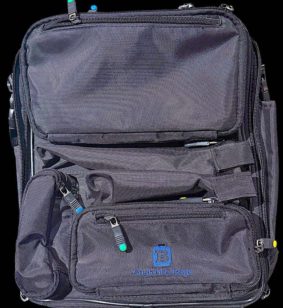 Aviation Pilot Gear Bundle – Flight Bag + Headset, Logbook, E6B, Flight Guide