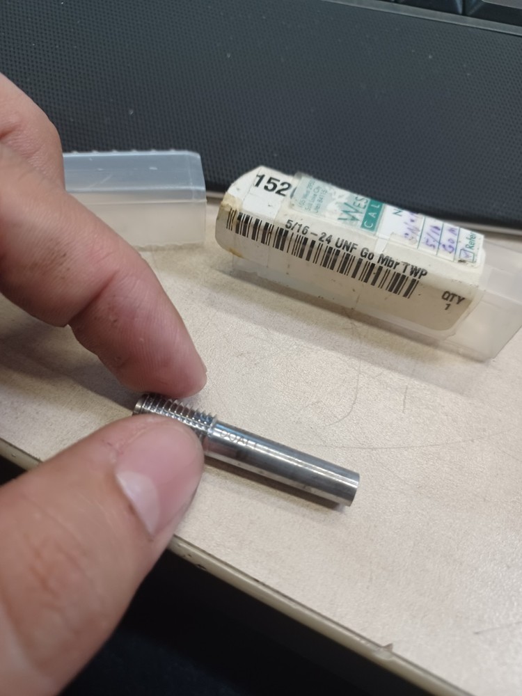 5/16-24 UNF Go Mbr TWP Threaded Plug 1Flute