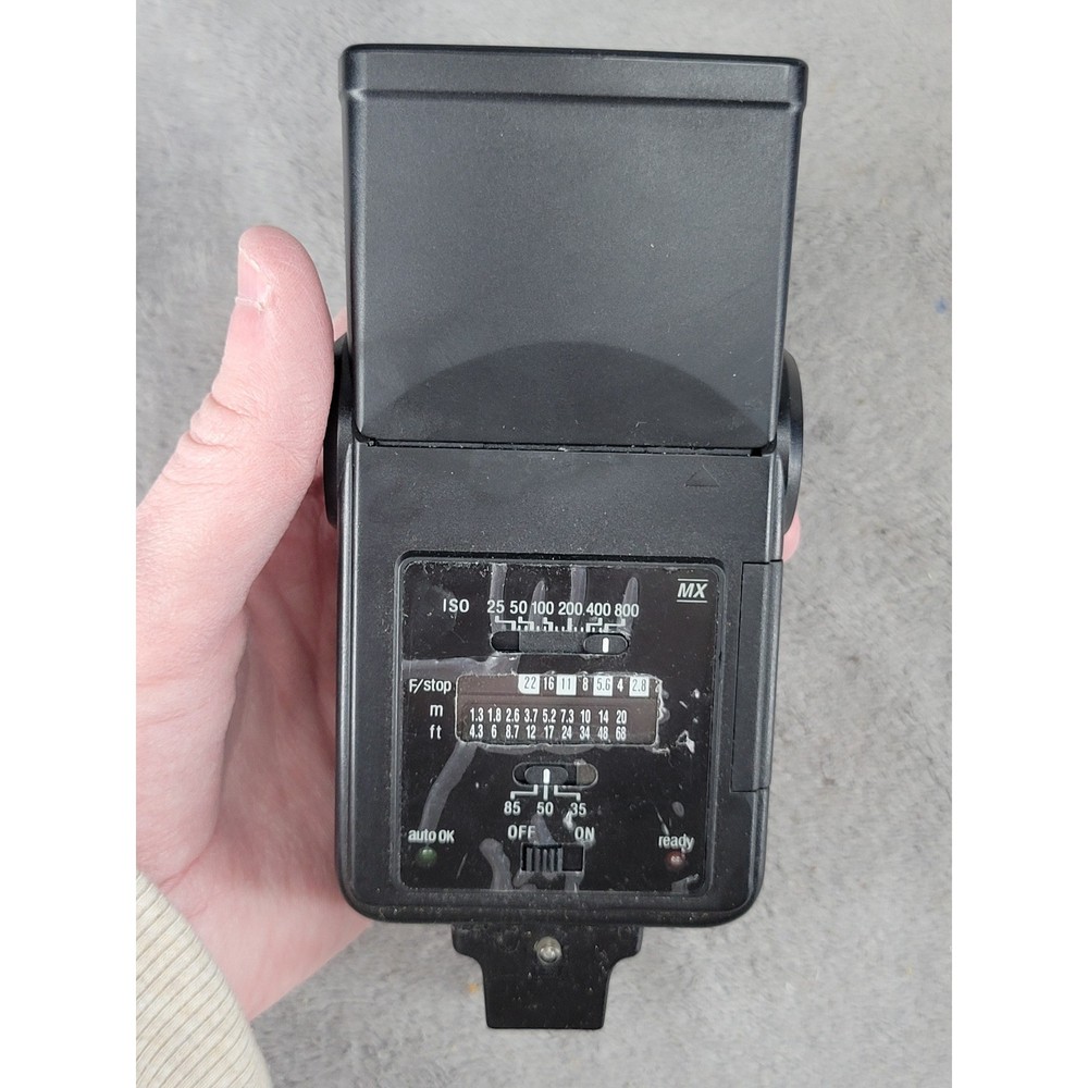 Quantaray QAF 6600 Zoom Bounce Camera Flash Speedlight