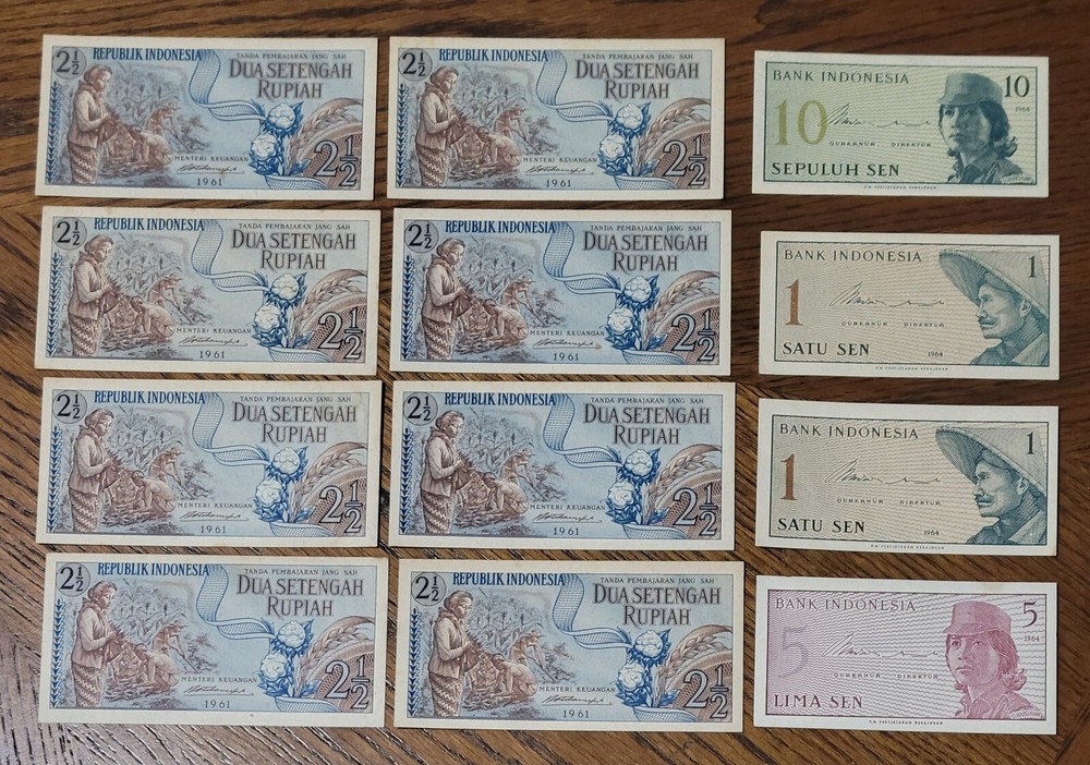 Vintage Banknote lot from Indonesia.
