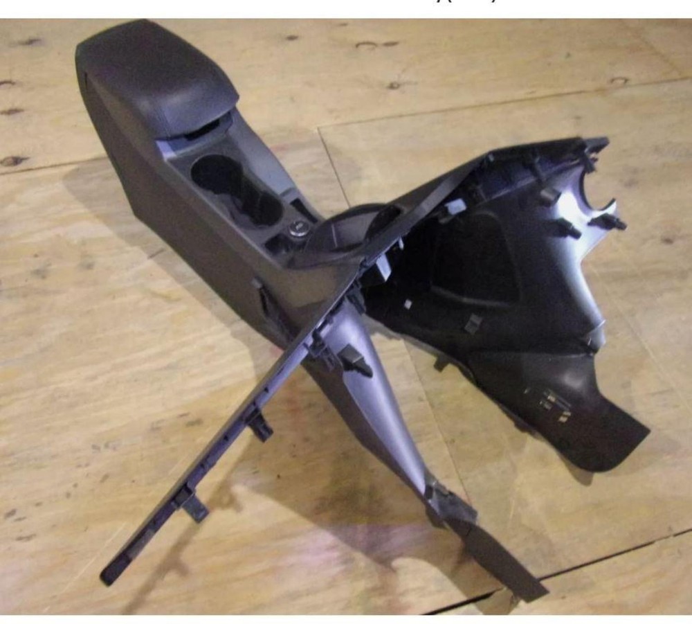 FORD ESCAPE 2013-2016 Front Console floor, SE