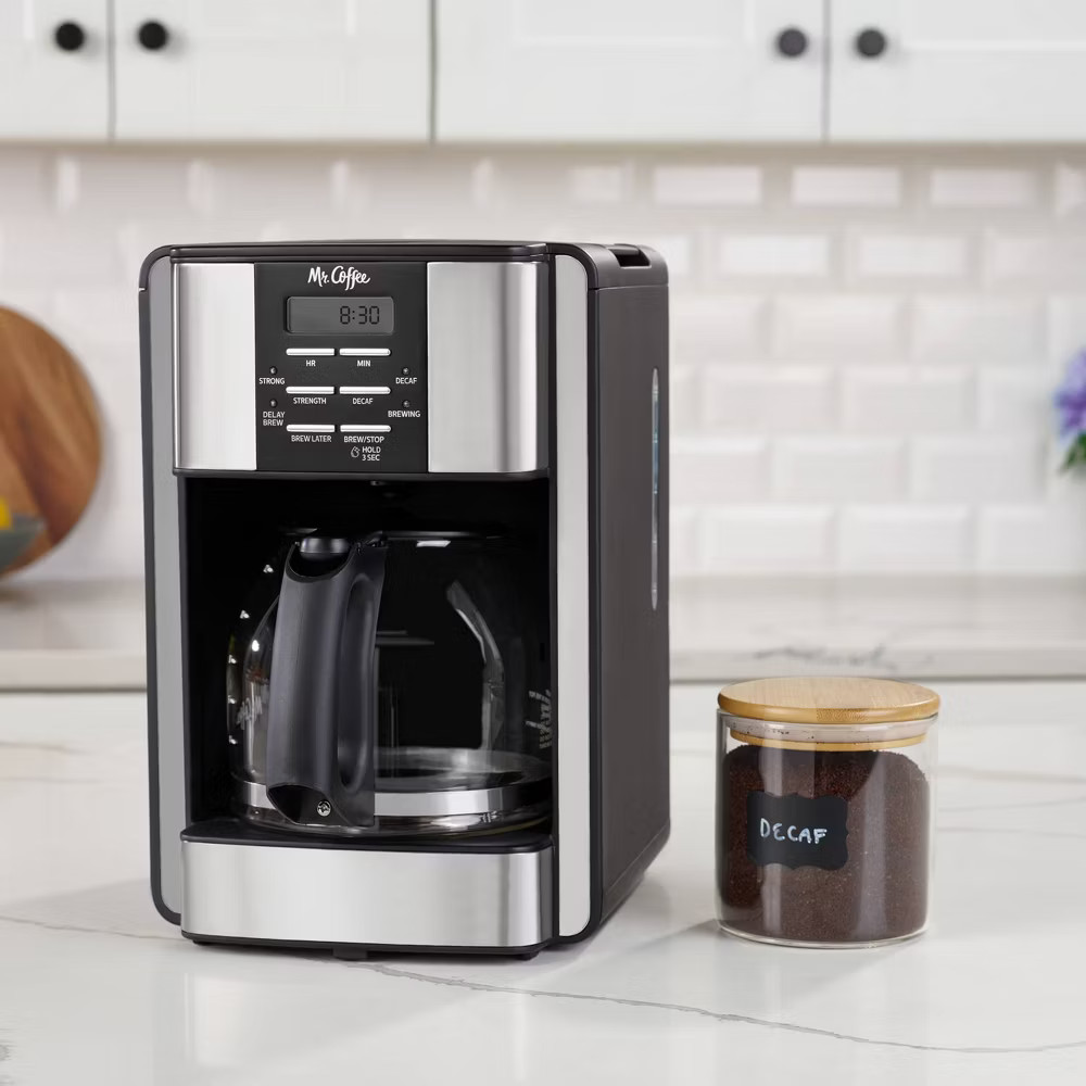 Mr. Coffee 60 oz Programmable Black 12-Cup Programable Maker Black/Stainless