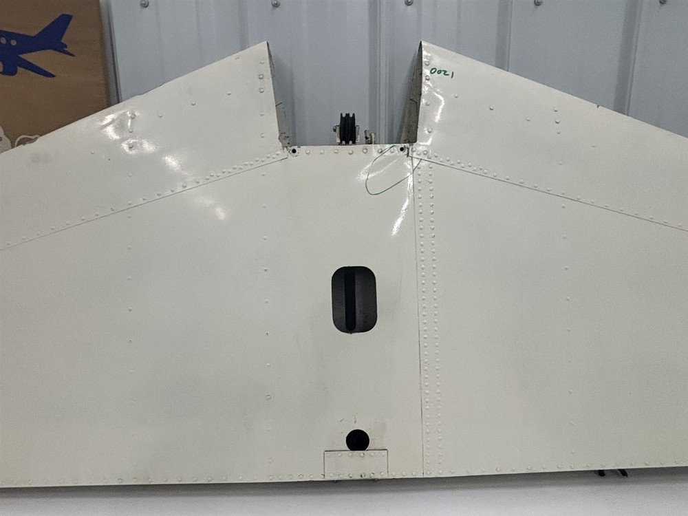 Luscombe Model 8 Tail Horizontal Stabilizer