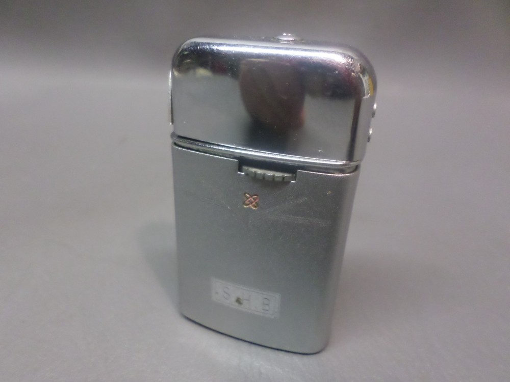VINTAGE RONSON GAS VARAFLAME WINDLITE LIGHTER - UNTESTED