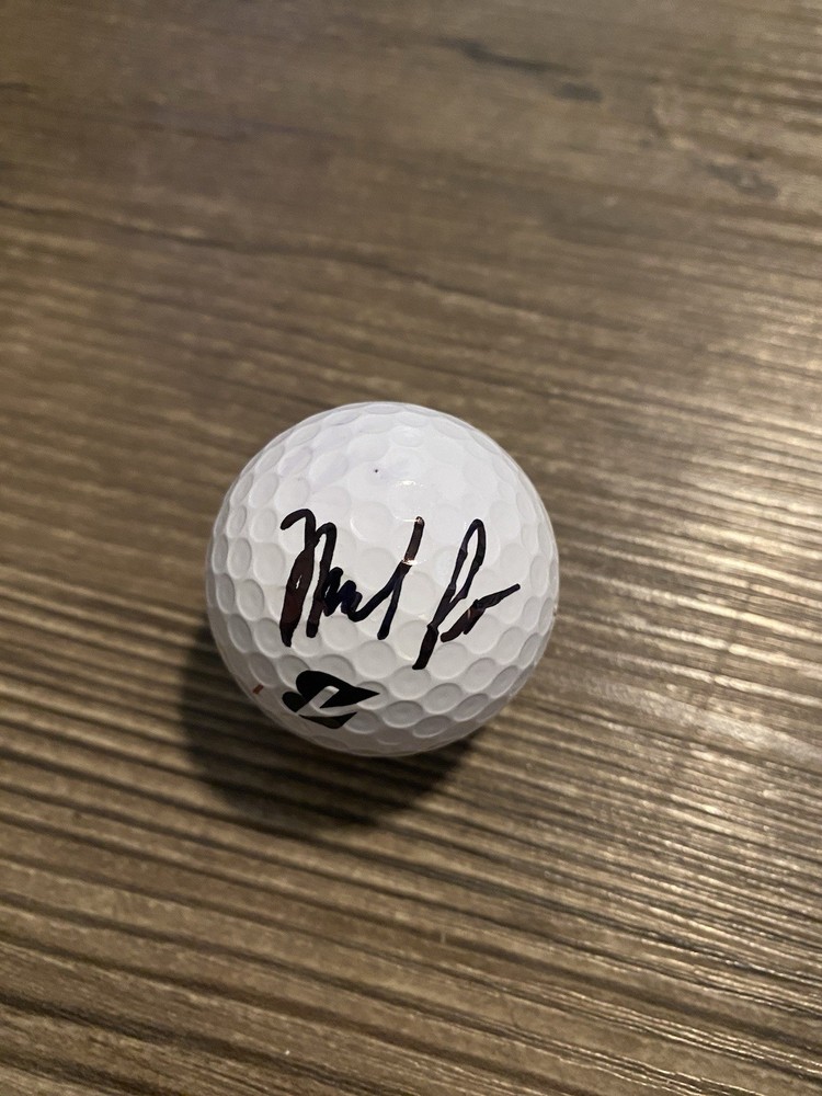 Michael Peña Actor Signed Golf Ball Crash Shooter Ant Man