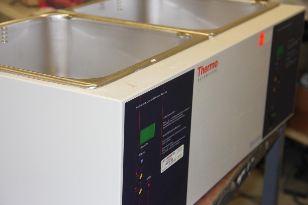 THERMO SCIENTIFIC 2853 12L Microprocessor Controlled Dual Chamber Water Bath